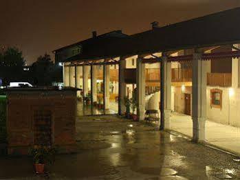 ブレシア Cascina Maggiaゲストハウス エクステリア 写真